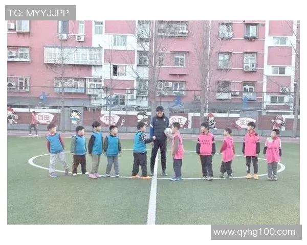 真足球做法探索如何提升青少年足球技能与团队合作精神 真足球做法探索如何提升青少年足球技能与团队合作精神